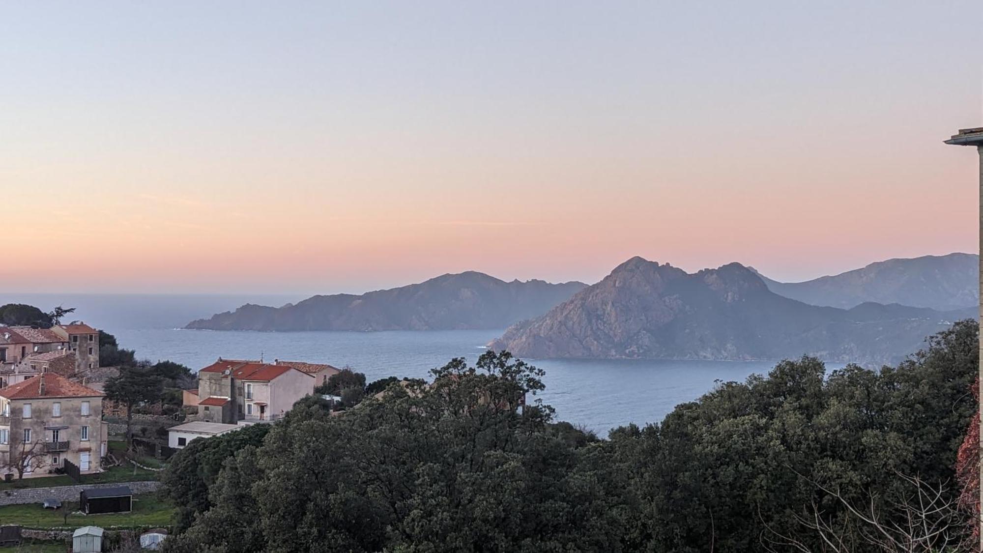 Le Porto T3 55M2 Vue Mer Immeuble Traditionnel En Pierre De Taille Avec Prestations Exceptionnelles Barbecue Ordinateur Videosurveillance Terrasse Panoramique المظهر الخارجي الصورة
