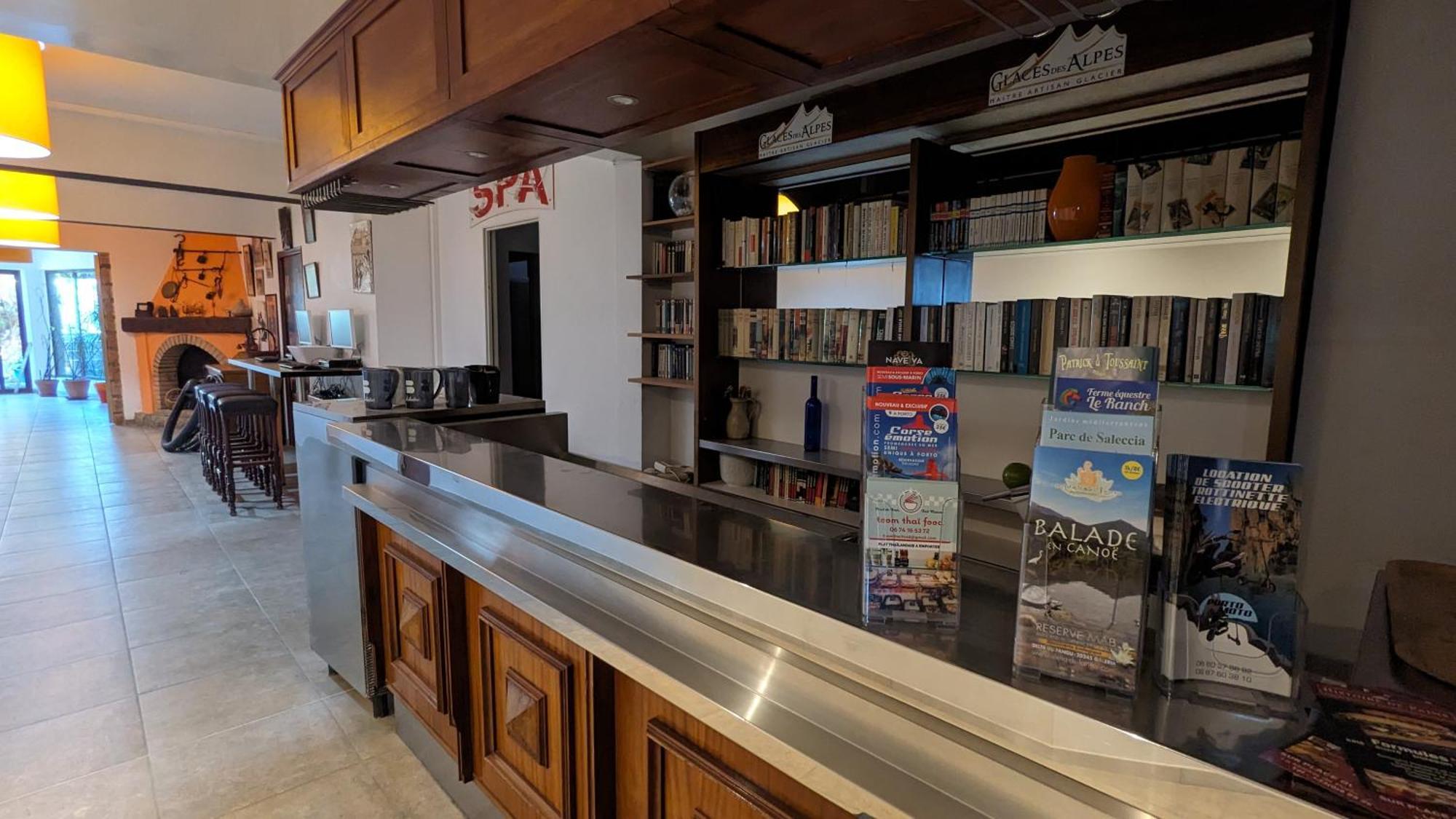 Le Porto T3 55M2 Vue Mer Immeuble Traditionnel En Pierre De Taille Avec Prestations Exceptionnelles Barbecue Ordinateur Videosurveillance Terrasse Panoramique المظهر الخارجي الصورة